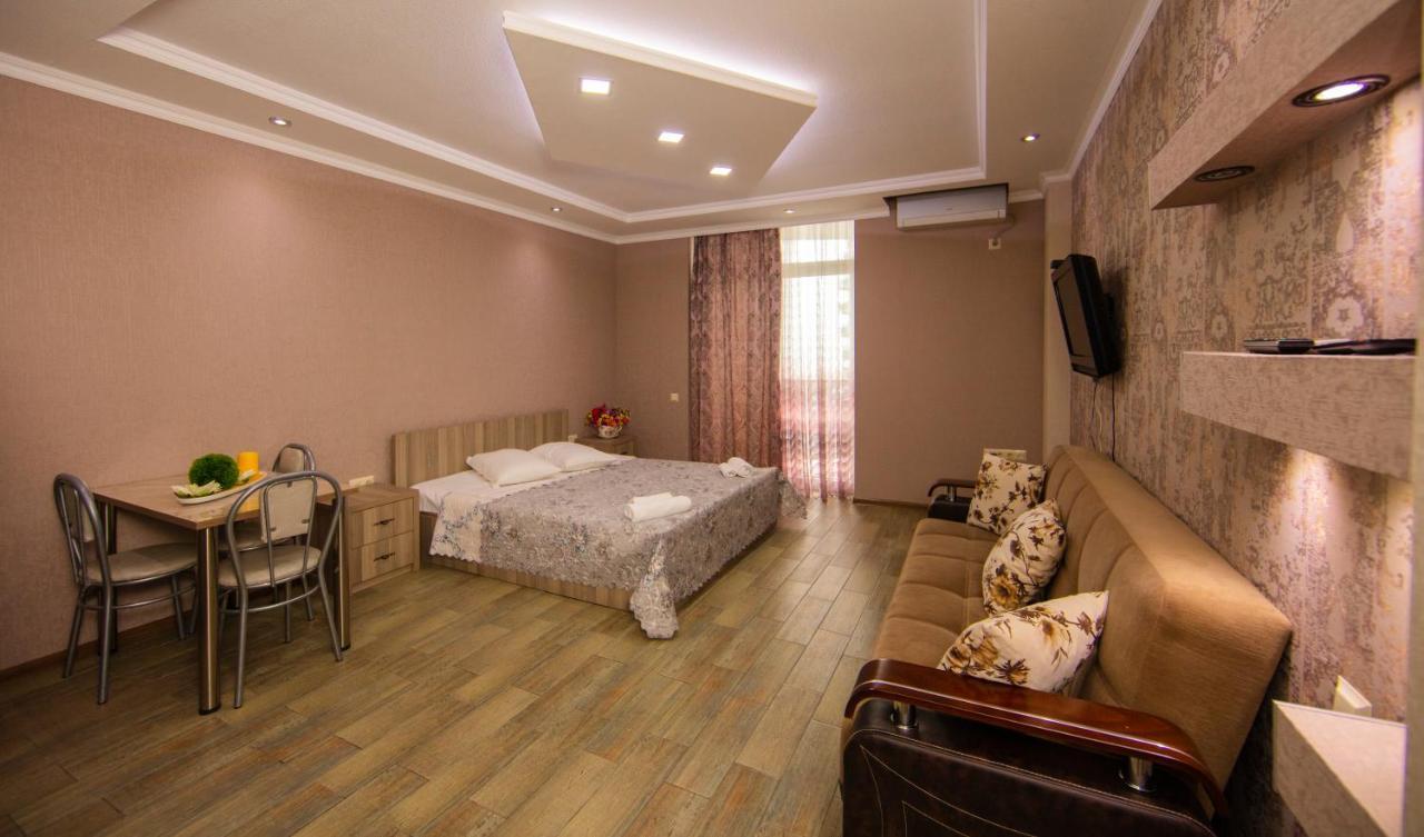 Sea Towers Suite Batumi Exterior foto